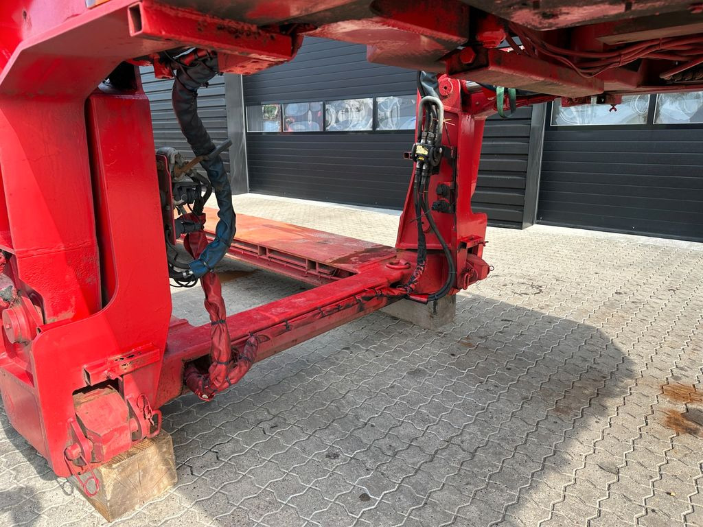 Faymonville 3 achs tiefbett / 300 mm - סמיטריילר עם מטען נמוך: תמונה 5 Faymonville 3 achs tiefbett / 300 mm - סמיטריילר עם מטען נמוך: תמונה 5
