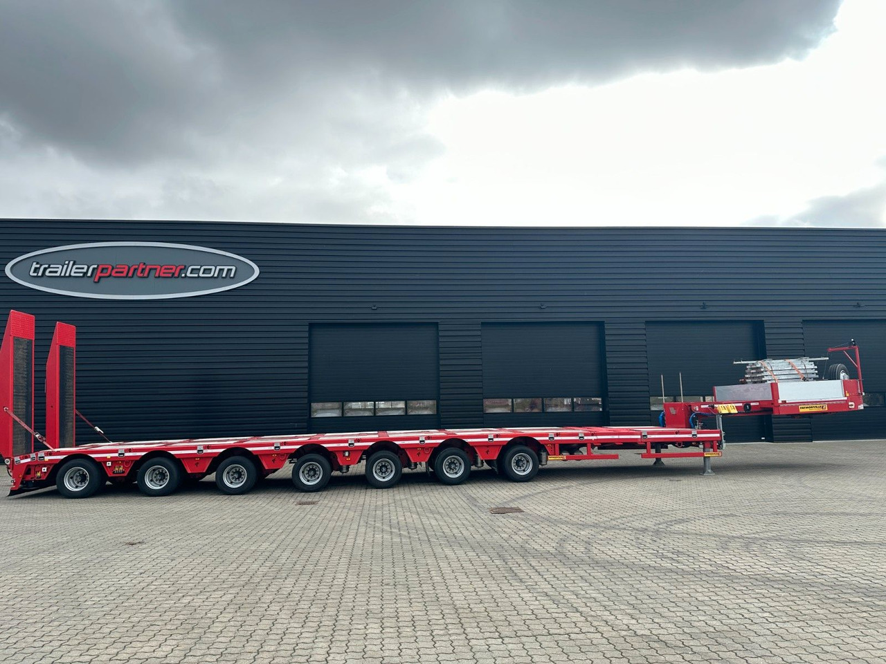 Faymonville Multimax 7 achs. tieflader / 2 x ausziehbar Faymonville Multimax 7 achs. tieflader / 2 x ausziehbar - סמיטריילר עם מטען נמוך: תמונה 3 Faymonville Multimax 7 achs. tieflader / 2 x ausziehbar Faymonville Multimax 7 achs. tieflader / 2 x ausziehbar - סמיטריילר עם מטען נמוך: תמונה 3