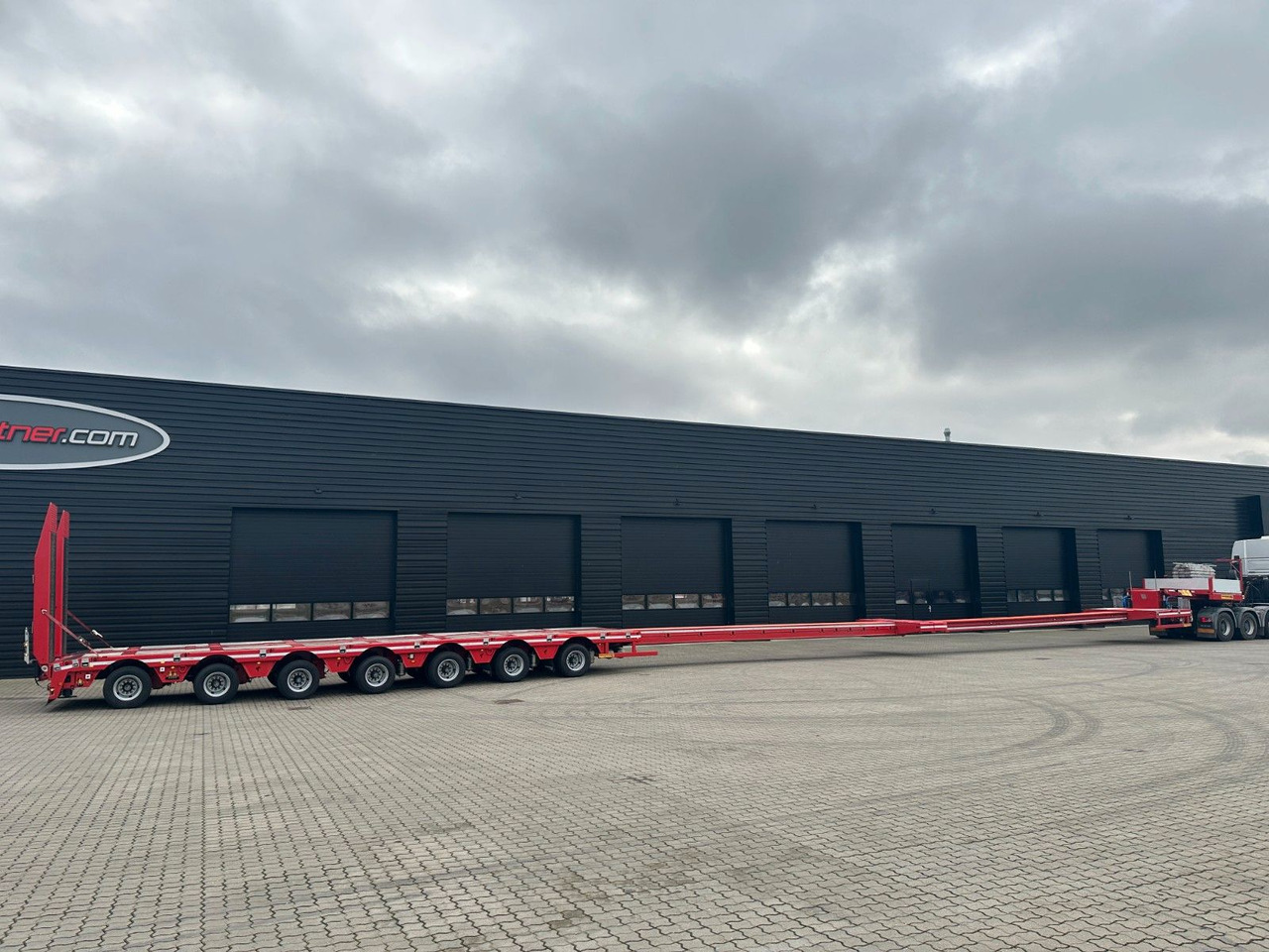Faymonville Multimax 7 achs. tieflader / 2 x ausziehbar Faymonville Multimax 7 achs. tieflader / 2 x ausziehbar - סמיטריילר עם מטען נמוך: תמונה 1 Faymonville Multimax 7 achs. tieflader / 2 x ausziehbar Faymonville Multimax 7 achs. tieflader / 2 x ausziehbar - סמיטריילר עם מטען נמוך: תמונה 1