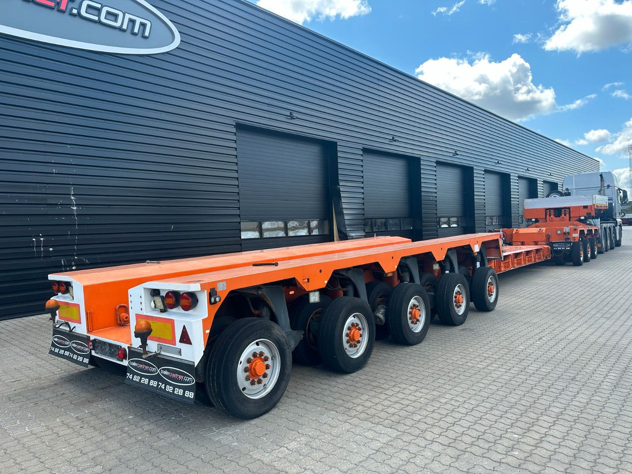 Goldhofer THP 3+5 XLE - סמיטריילר עם מטען נמוך: תמונה 2 Goldhofer THP 3+5 XLE - סמיטריילר עם מטען נמוך: תמונה 2