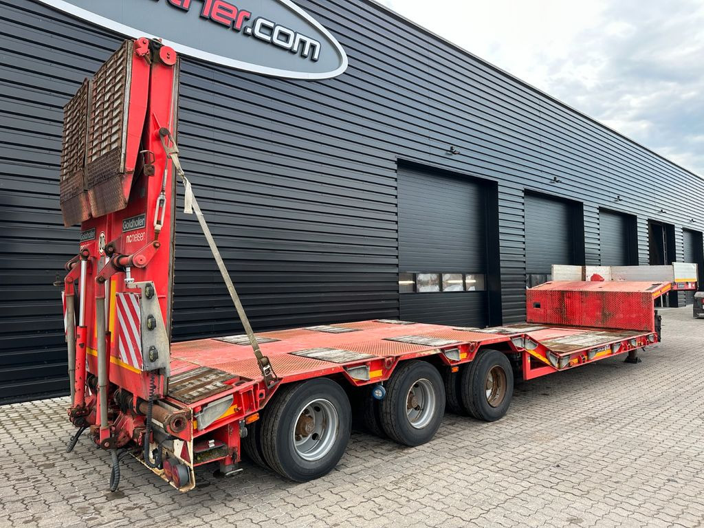 Goldhofer Tieflader /ausziehbar / Rampen - סמיטריילר עם מטען נמוך: תמונה 2 Goldhofer Tieflader /ausziehbar / Rampen - סמיטריילר עם מטען נמוך: תמונה 2