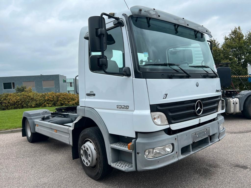 Mercedes-Benz Atego 1328 LS 4x2 + Diagnose Auflieger - יחידת טרקטור: תמונה 4 Mercedes-Benz Atego 1328 LS 4x2 + Diagnose Auflieger - יחידת טרקטור: תמונה 4