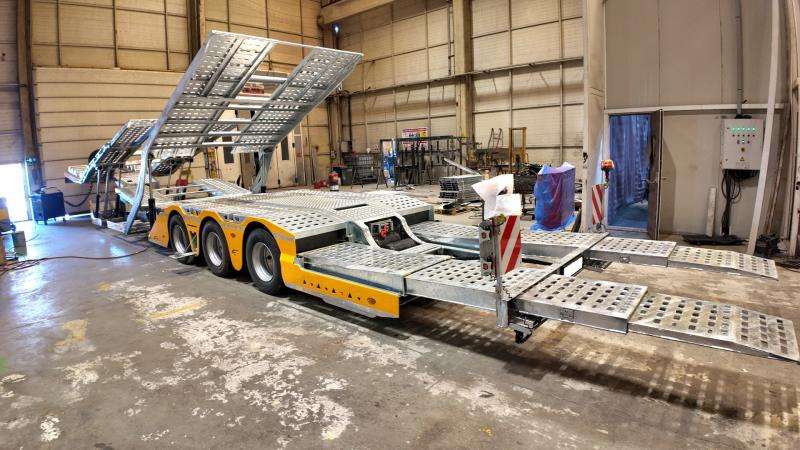 Eroglu 3 Axle Trucks Carriers - סמיטריילר בהובלה אוטומטית: תמונה 2 Eroglu 3 Axle Trucks Carriers - סמיטריילר בהובלה אוטומטית: תמונה 2