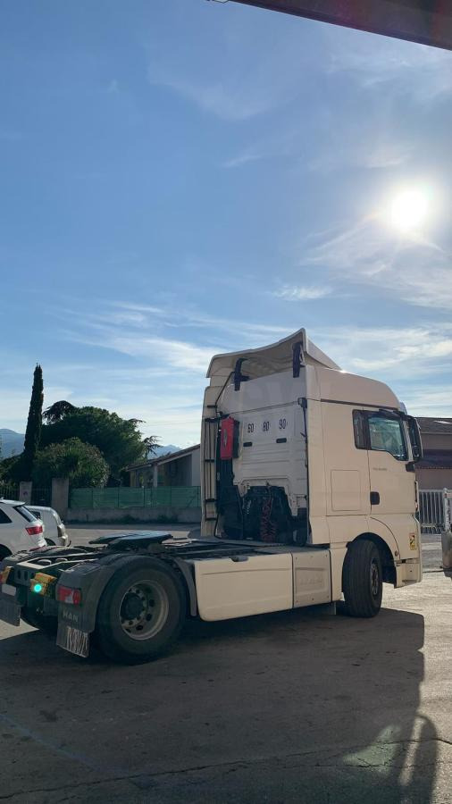 MAN TGX 18.460 - יחידת טרקטור: תמונה 3 MAN TGX 18.460 - יחידת טרקטור: תמונה 3