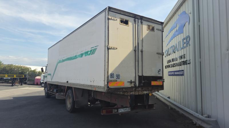 Renault Gamme G 260 - משאית תיבה: תמונה 2 Renault Gamme G 260 - משאית תיבה: תמונה 2