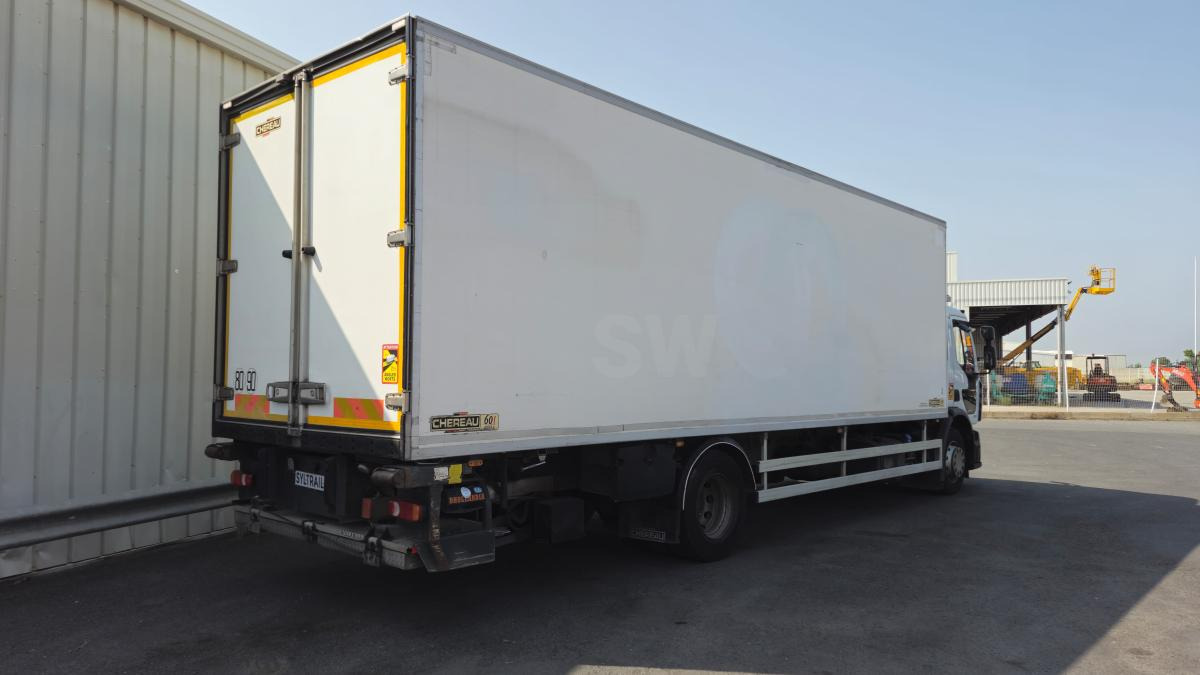 Renault Midlum 270 DXI - משאית קירור: תמונה 3 Renault Midlum 270 DXI - משאית קירור: תמונה 3