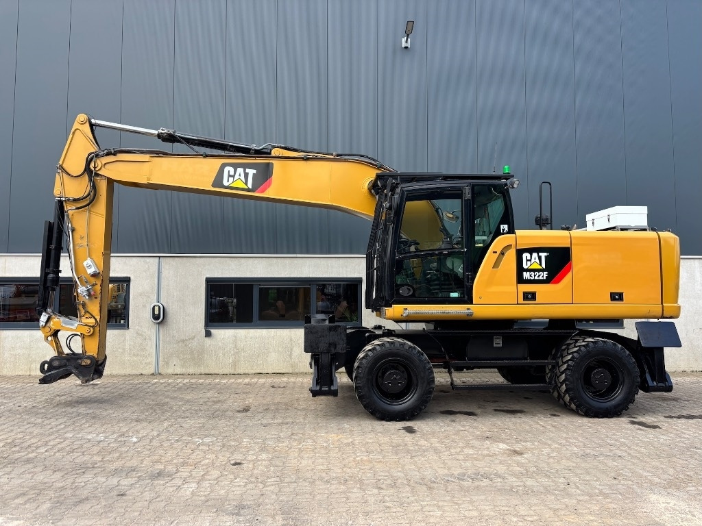 CAT M 322 F - M322 - M 320 - M 318 - מחפר גלגלים: תמונה 2 CAT M 322 F - M322 - M 320 - M 318 - מחפר גלגלים: תמונה 2