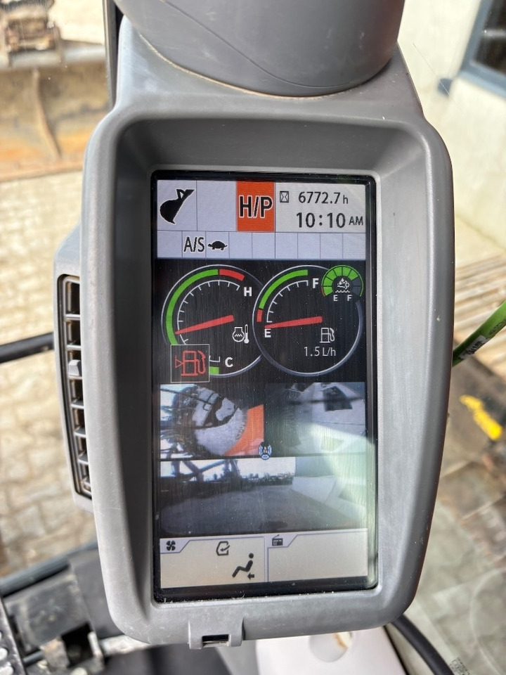 מחפר סורק Hitachi ZX 210 LC-6: תמונה 18