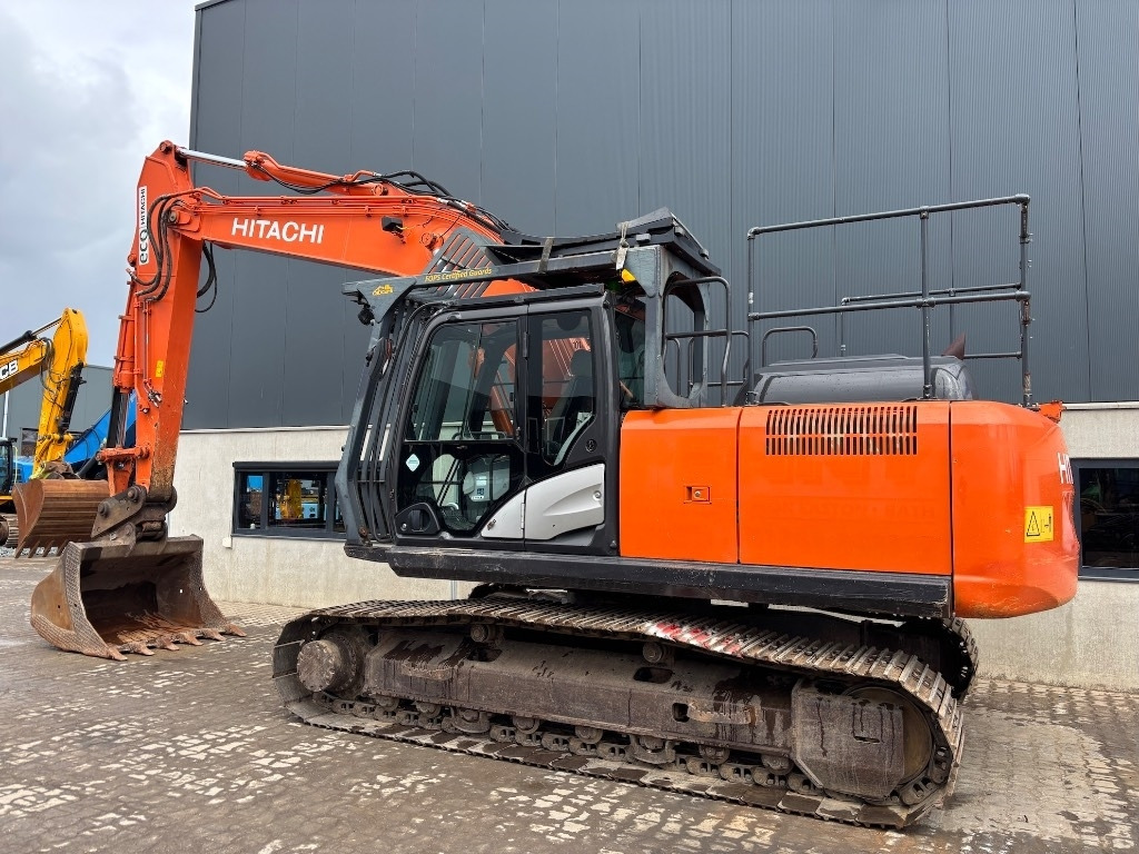 Hitachi ZX 210 LC-6 - מחפר סורק: תמונה 2 Hitachi ZX 210 LC-6 - מחפר סורק: תמונה 2