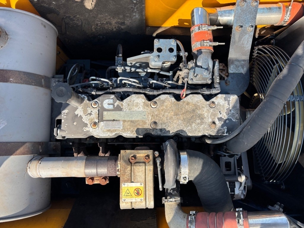 מחפר סורק Hyundai Robex 210 LC-7 A - 210: תמונה 18
