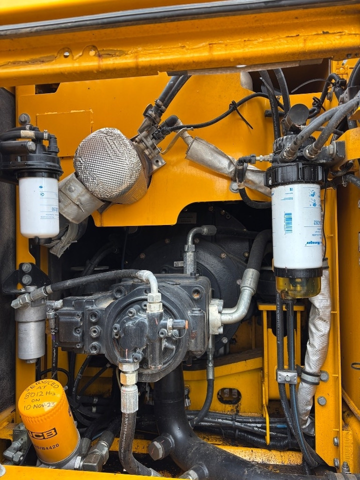 מחפר סורק JCB 220 XL 4F -- 220X lc -- 220 X LC: תמונה 23
