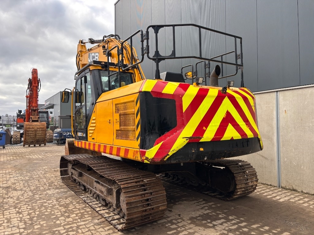 JCB 220 XL 4F -- 220X lc -- 220 X LC - מחפר סורק: תמונה 4 JCB 220 XL 4F -- 220X lc -- 220 X LC - מחפר סורק: תמונה 4