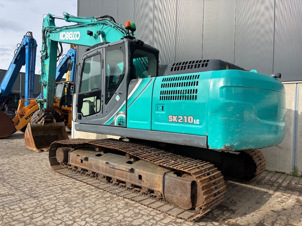 Kobelco SK 210 LC-10 - SK210 - SK 210 - מחפר סורק: תמונה 3 Kobelco SK 210 LC-10 - SK210 - SK 210 - מחפר סורק: תמונה 3