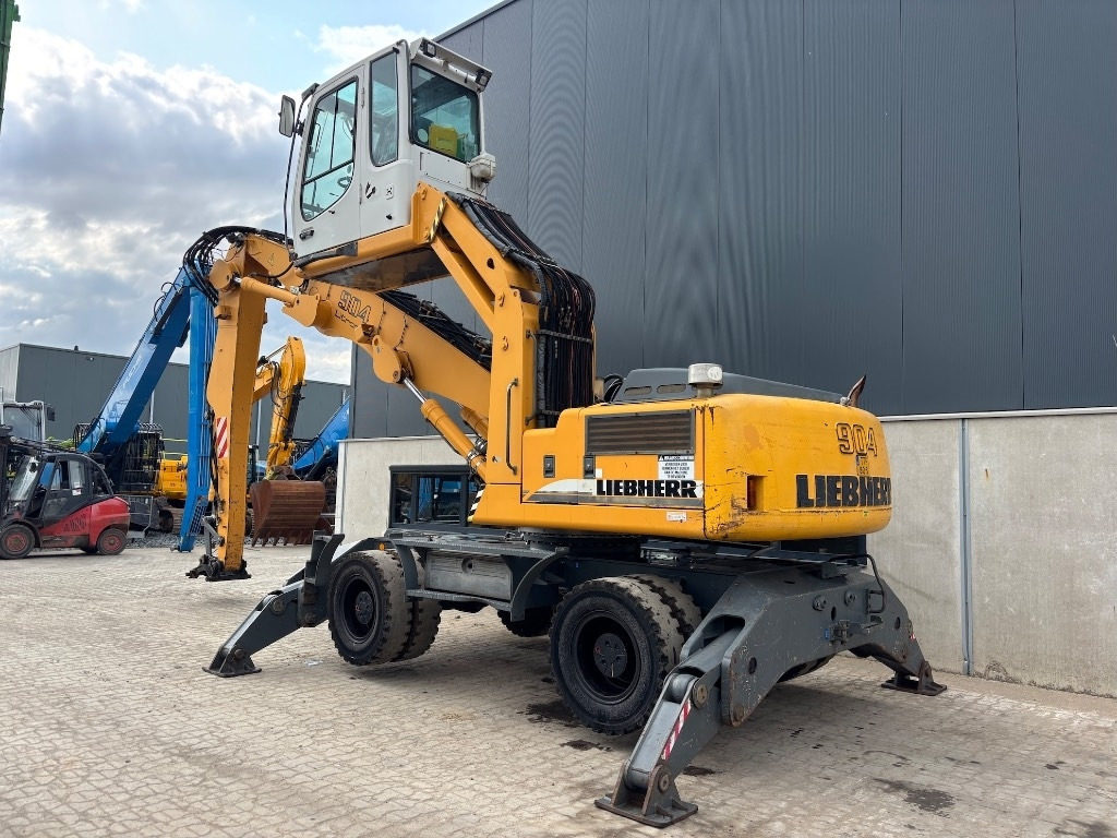 Liebherr A 904 C HD - מטפל בפסולת/ תעשייתי: תמונה 2 Liebherr A 904 C HD - מטפל בפסולת/ תעשייתי: תמונה 2
