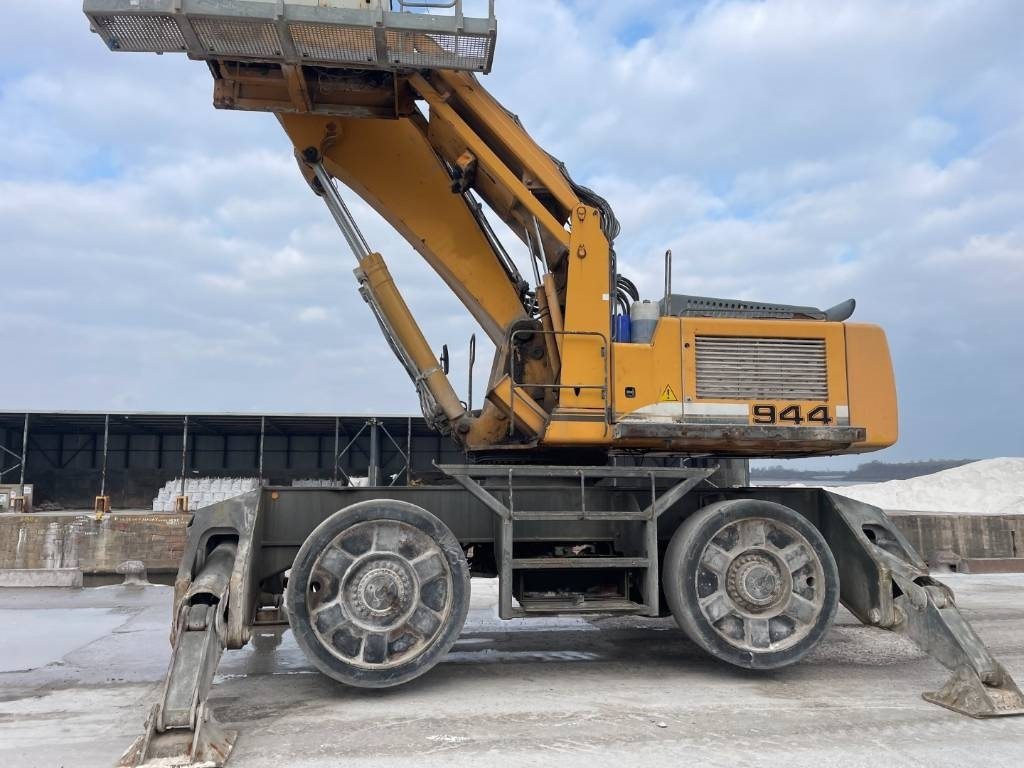 Liebherr A 944 C HD - מטפל בפסולת/ תעשייתי: תמונה 3 Liebherr A 944 C HD - מטפל בפסולת/ תעשייתי: תמונה 3
