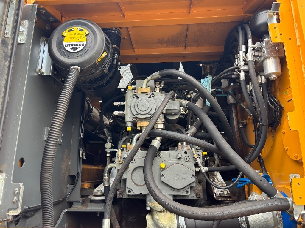מטפל בפסולת/ תעשייתי Liebherr LH 50 M: תמונה 34