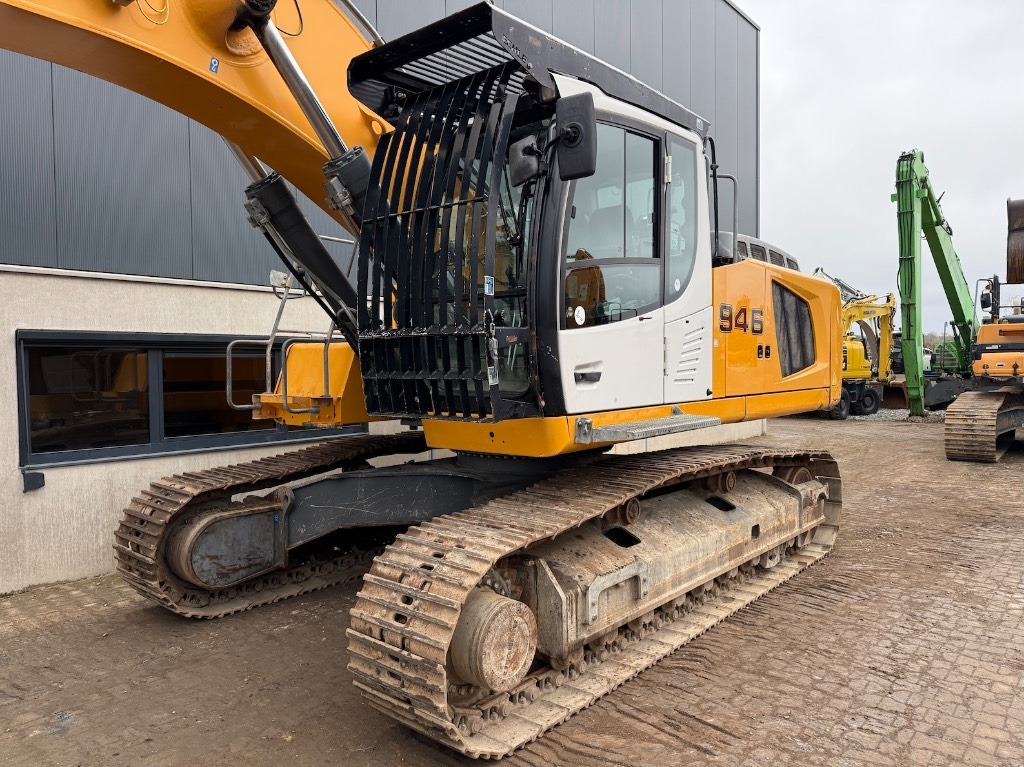Liebherr R 946 LC - R946 - R946LC - R 938 - מחפר סורק: תמונה 2 Liebherr R 946 LC - R946 - R946LC - R 938 - מחפר סורק: תמונה 2