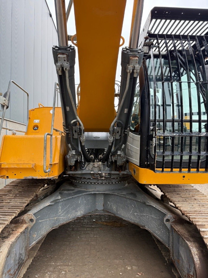 Liebherr R 946 LC - R946 - R946LC - R 938 - מחפר סורק: תמונה 5 Liebherr R 946 LC - R946 - R946LC - R 938 - מחפר סורק: תמונה 5