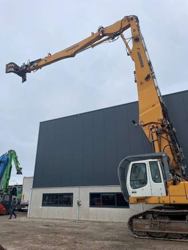 Liebherr R 954 C HDV -- 28 mtr -- High Reach Demolition - מחפר הריסה: תמונה 4 Liebherr R 954 C HDV -- 28 mtr -- High Reach Demolition - מחפר הריסה: תמונה 4
