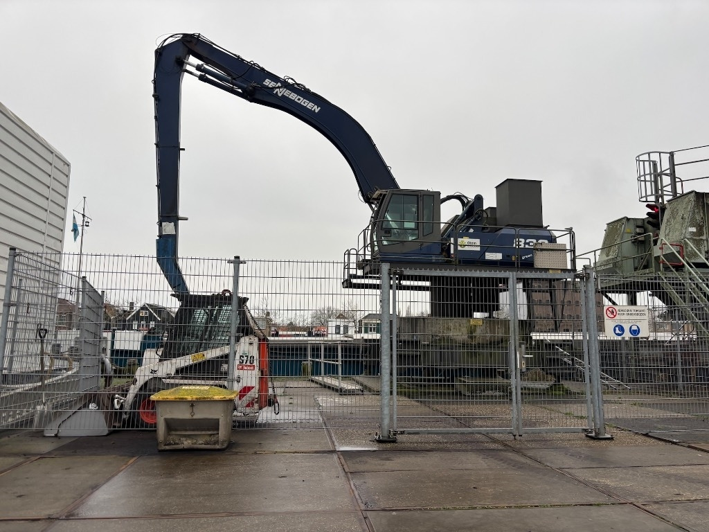 מטפל בפסולת/ תעשייתי Sennebogen 830 Electric / 830A: תמונה 26