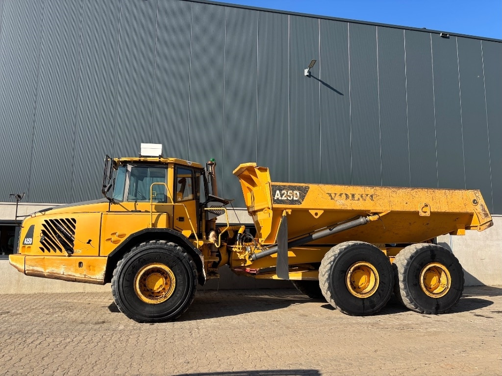 Volvo A 25 D - מסיר פסולת מפרקי: תמונה 4 Volvo A 25 D - מסיר פסולת מפרקי: תמונה 4