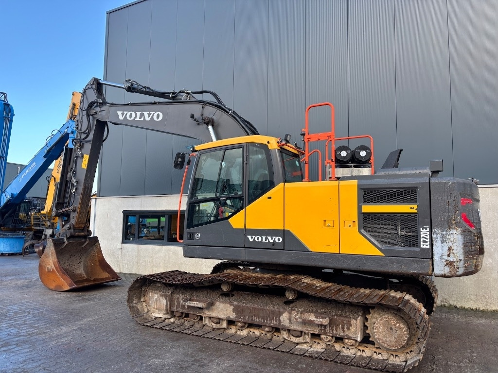 Volvo EC 220 E - EC 220EL - EC220EL - EC 220 L - מחפר סורק: תמונה 2 Volvo EC 220 E - EC 220EL - EC220EL - EC 220 L - מחפר סורק: תמונה 2