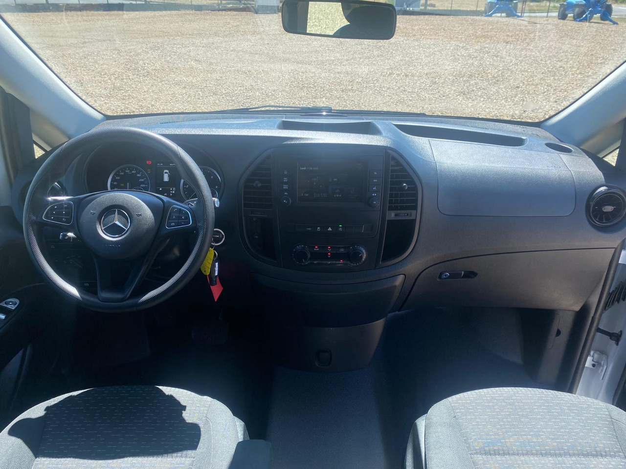 MERCEDES-BENZ Vito Tourer 114 CDI 136 Long Pro 9G-Tronic 8 Places - כלי רכב מסחרי לנוסעים: תמונה 5 MERCEDES-BENZ Vito Tourer 114 CDI 136 Long Pro 9G-Tronic 8 Places - כלי רכב מסחרי לנוסעים: תמונה 5