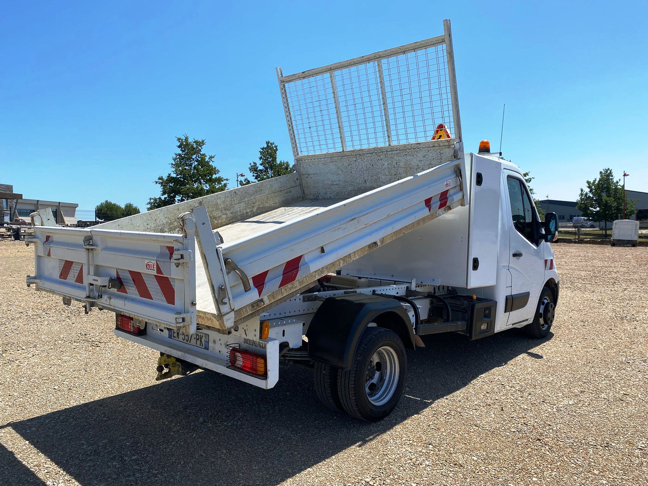 RENAULT Master III 2.3 DCI 165 ENERGY GRAND CONFORT BENNE+COFFRE - כלי רכב מסחרי מזהיר: תמונה 3 RENAULT Master III 2.3 DCI 165 ENERGY GRAND CONFORT BENNE+COFFRE - כלי רכב מסחרי מזהיר: תמונה 3
