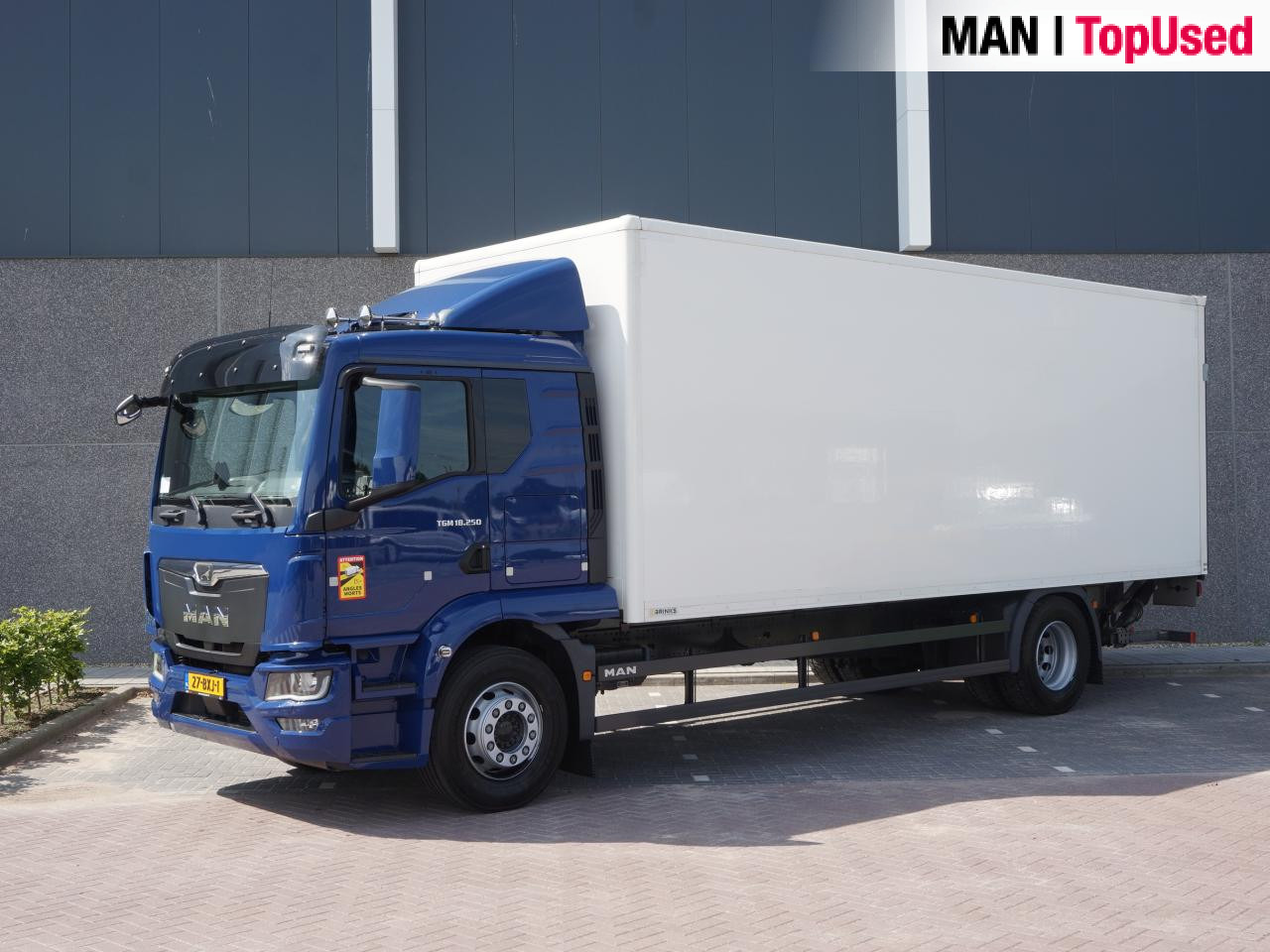 MAN TGM 18.250 4x2 BL CH - משאית צד נופל/ שטוחה: תמונה 1 MAN TGM 18.250 4x2 BL CH - משאית צד נופל/ שטוחה: תמונה 1