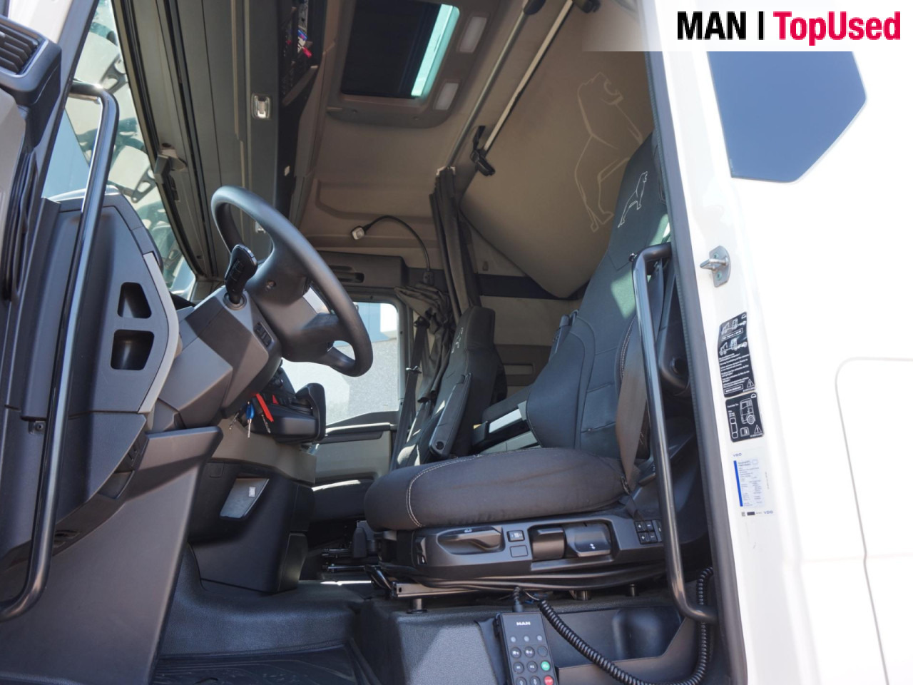MAN TGX 26.470 6x2-4 LL CH Lift/Lenk/Retarder - מוביל מכולות/ משאית החלפת גוף: תמונה 3 MAN TGX 26.470 6x2-4 LL CH Lift/Lenk/Retarder - מוביל מכולות/ משאית החלפת גוף: תמונה 3