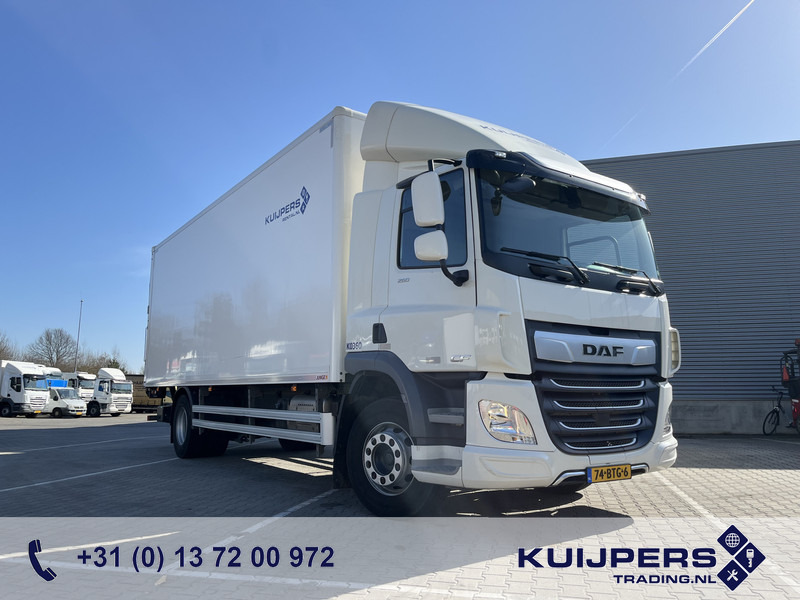 DAF CF 260 FA / 18 Ton / 67 dkm / Box / Laadklep / APK 07-25 - משאית תיבה: תמונה 1 DAF CF 260 FA / 18 Ton / 67 dkm / Box / Laadklep / APK 07-25 - משאית תיבה: תמונה 1