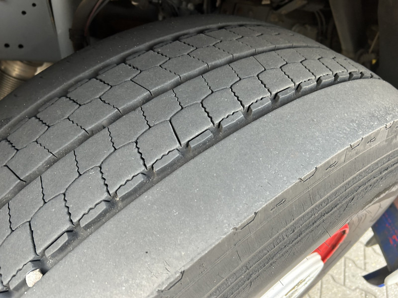 יחידת טרקטור DAF CF 400 FT Space Cab / 945 dkm / Smart Tacho V2 / Stand Airco / APK TUV 01-26: תמונה 14 יחידת טרקטור DAF CF 400 FT Space Cab / 945 dkm / Smart Tacho V2 / Stand Airco / APK TUV 01-26: תמונה 14