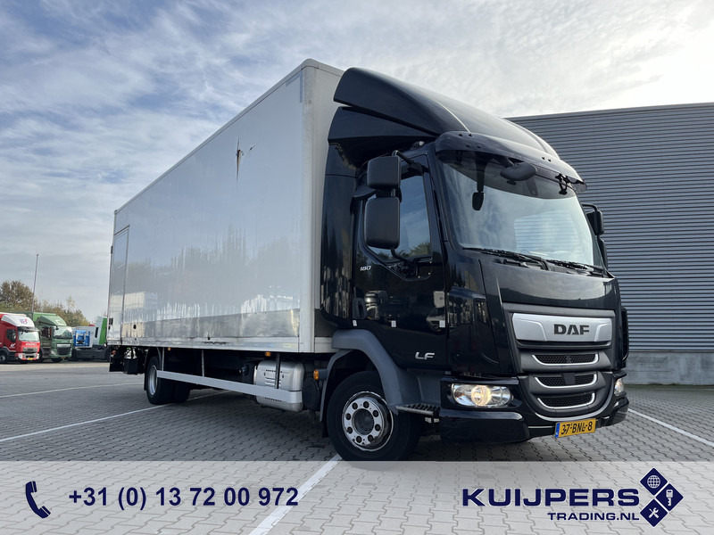 DAF LF 180 FA Euro 6 / 12 Ton / 400 dkm / Box / Laadklep - משאית תיבה: תמונה 1 DAF LF 180 FA Euro 6 / 12 Ton / 400 dkm / Box / Laadklep - משאית תיבה: תמונה 1