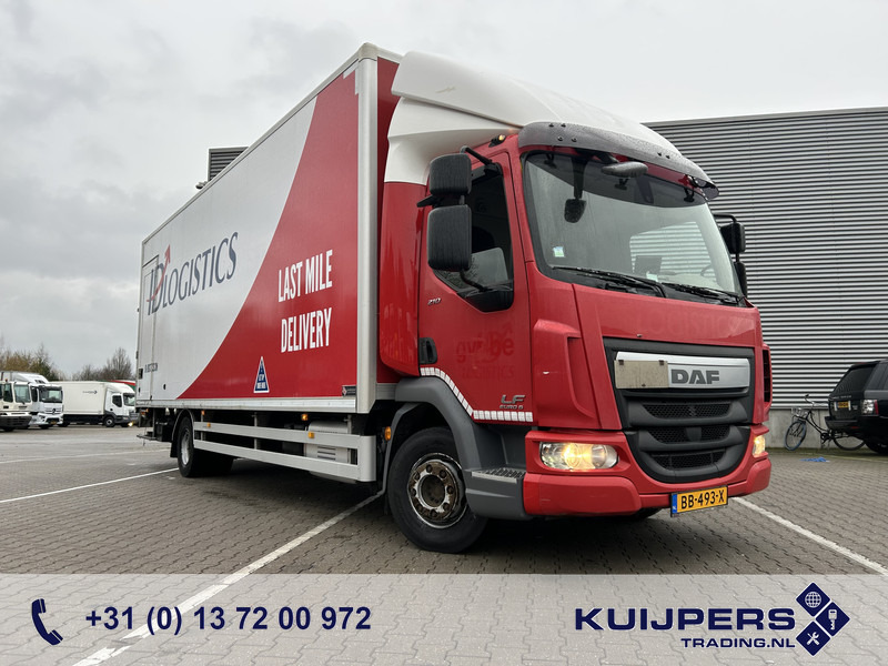 DAF LF 210 FA / 12 Ton / 450 dkm / Tacho V2 / Box / Laadklep / APK TUV 09-26 - משאית תיבה: תמונה 1 DAF LF 210 FA / 12 Ton / 450 dkm / Tacho V2 / Box / Laadklep / APK TUV 09-26 - משאית תיבה: תמונה 1