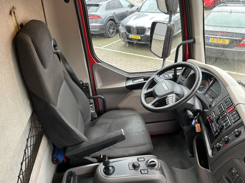 DAF LF 210 FA / 12 Ton / 450 dkm / Tacho V2 / Box / Laadklep / APK TUV 09-26 - משאית תיבה: תמונה 3 DAF LF 210 FA / 12 Ton / 450 dkm / Tacho V2 / Box / Laadklep / APK TUV 09-26 - משאית תיבה: תמונה 3