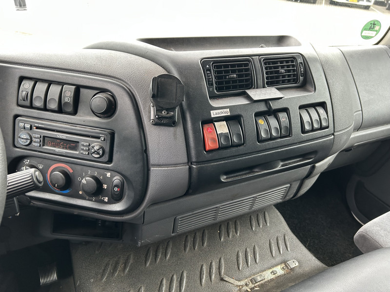 DAF LF55 220 Euro 4 / 12 Ton / 673 dkm / Box / Loadlift / APK TUV 01-26 - משאית תיבה: תמונה 5 DAF LF55 220 Euro 4 / 12 Ton / 673 dkm / Box / Loadlift / APK TUV 01-26 - משאית תיבה: תמונה 5