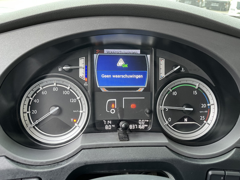 DAF XF 440 FT SC / Mega - Low Deck / 837 dkm / 2 Tanks / Stand Klima / Tacho V2 - יחידת טרקטור: תמונה 4 DAF XF 440 FT SC / Mega - Low Deck / 837 dkm / 2 Tanks / Stand Klima / Tacho V2 - יחידת טרקטור: תמונה 4