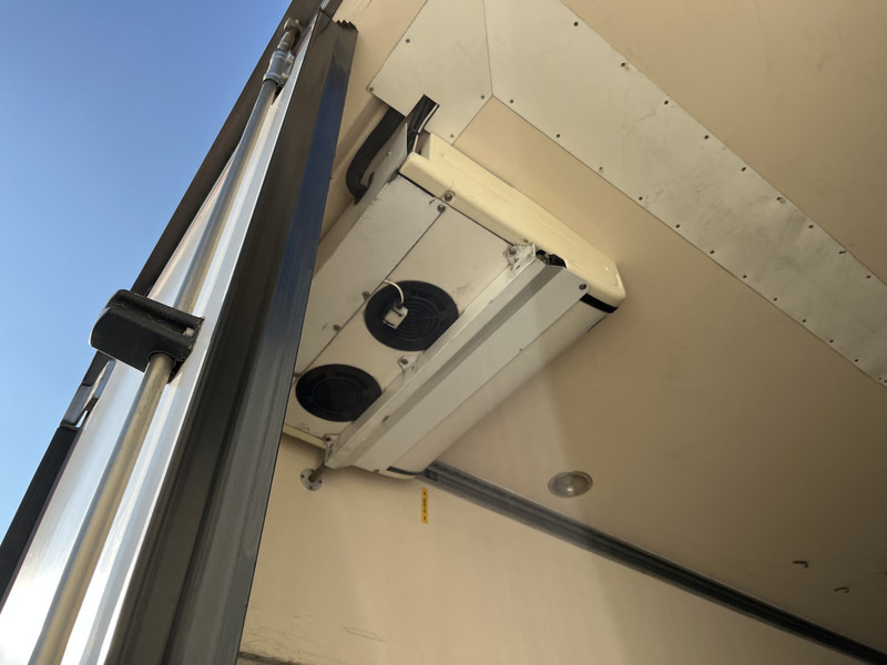 Krone Cool Liner / Carrier Vector 1850 mt / Frigo Box / Loadlift / NL Trailer - סמיטריילר עם קירור: תמונה 4 Krone Cool Liner / Carrier Vector 1850 mt / Frigo Box / Loadlift / NL Trailer - סמיטריילר עם קירור: תמונה 4