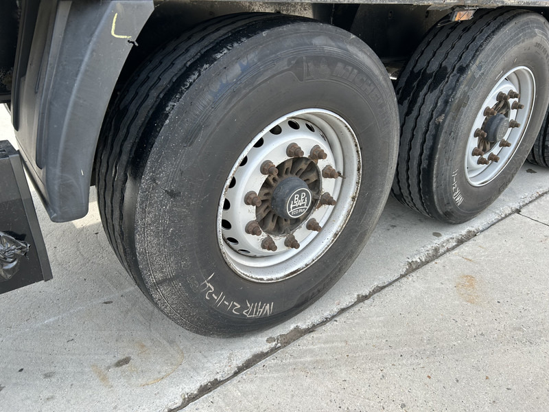 Krone DryLiner / Box Trailer / 3 Axle BPW Disk / APK TUV 12-25 - סמיטריילר בתיבה סגורה: תמונה 5 Krone DryLiner / Box Trailer / 3 Axle BPW Disk / APK TUV 12-25 - סמיטריילר בתיבה סגורה: תמונה 5
