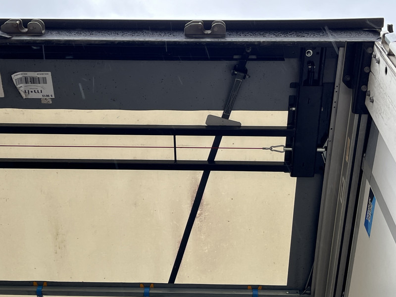 Krone Profi Liner / Schuifzeil / Schuifdak / 3 as / APK TUV 06-25 - סמיטריילר עם וילונות צד: תמונה 4 Krone Profi Liner / Schuifzeil / Schuifdak / 3 as / APK TUV 06-25 - סמיטריילר עם וילונות צד: תמונה 4
