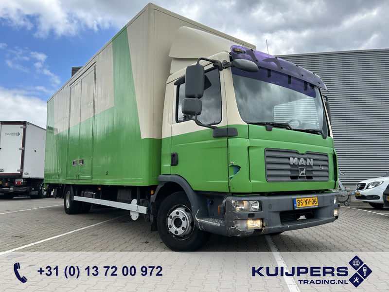 MAN TGL 12.180 E4 / Manual / 12 Ton / 605 dkm / Box / Loadlift / APK TUV 04-26 - משאית תיבה: תמונה 1 MAN TGL 12.180 E4 / Manual / 12 Ton / 605 dkm / Box / Loadlift / APK TUV 04-26 - משאית תיבה: תמונה 1