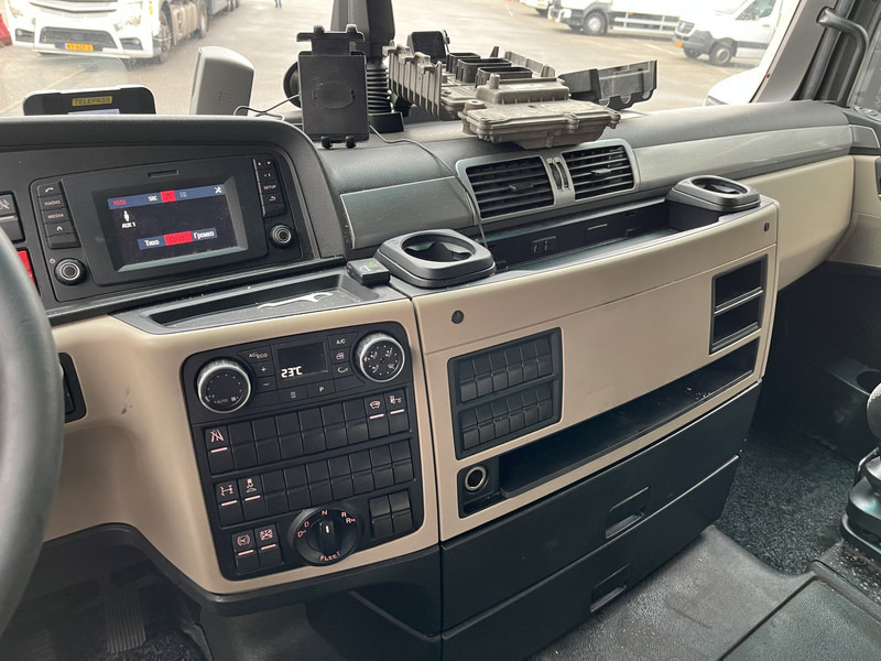 MAN TGX 18.460 XXL / Motor Defect -> Not Running / Retarder / 645 dkm / 2 Tanks - יחידת טרקטור: תמונה 5 MAN TGX 18.460 XXL / Motor Defect -> Not Running / Retarder / 645 dkm / 2 Tanks - יחידת טרקטור: תמונה 5