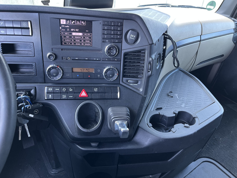 Mercedes-Benz Actros 1842 StreamSpace / 939 dkm / 2 Tanks / NL Truck - יחידת טרקטור: תמונה 5 Mercedes-Benz Actros 1842 StreamSpace / 939 dkm / 2 Tanks / NL Truck - יחידת טרקטור: תמונה 5