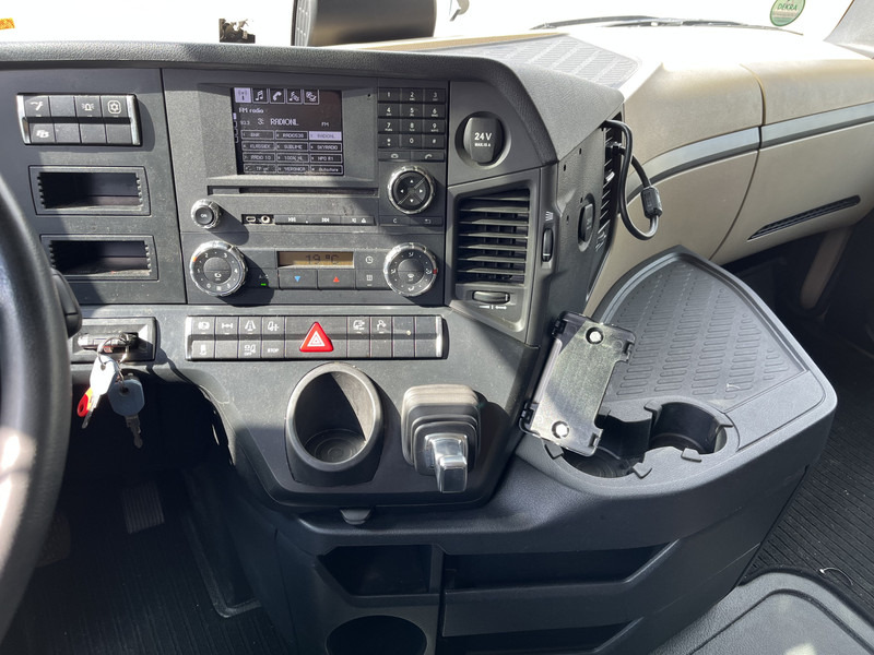 Mercedes-Benz Actros 1842 Streamspace / 724 dkm / 2 Tanks / Stand Airco / NL Truck - יחידת טרקטור: תמונה 5 Mercedes-Benz Actros 1842 Streamspace / 724 dkm / 2 Tanks / Stand Airco / NL Truck - יחידת טרקטור: תמונה 5