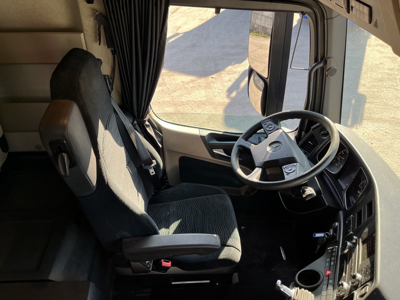Mercedes-Benz Actros 1842 Streamspace / 840 dkm / 2 Tanks / NL Truck - יחידת טרקטור: תמונה 3 Mercedes-Benz Actros 1842 Streamspace / 840 dkm / 2 Tanks / NL Truck - יחידת טרקטור: תמונה 3