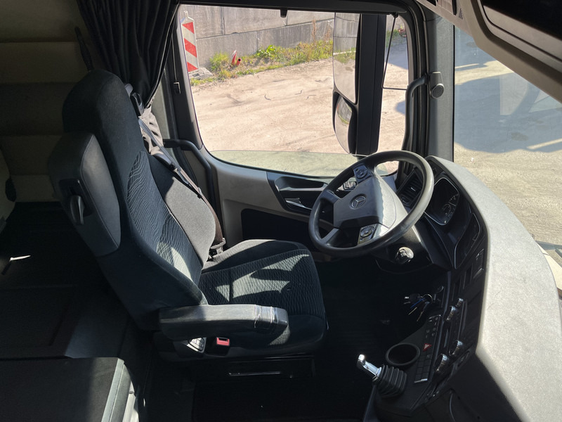 Mercedes-Benz Actros 1842 Streamspace / 870 dkm / 2 Tanks / NL Truck - יחידת טרקטור: תמונה 3 Mercedes-Benz Actros 1842 Streamspace / 870 dkm / 2 Tanks / NL Truck - יחידת טרקטור: תמונה 3