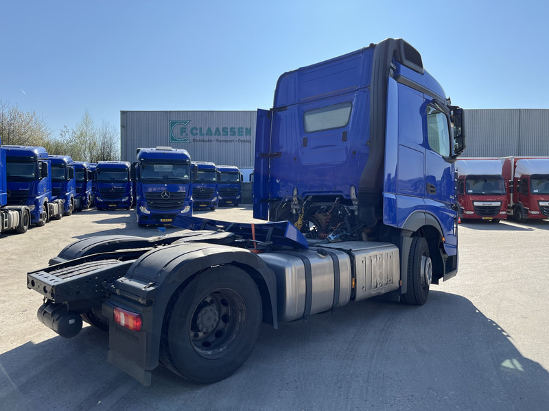 Mercedes-Benz Actros 1842 Streamspace / 873 dkm / 2 Tanks / NL Truck - יחידת טרקטור: תמונה 2 Mercedes-Benz Actros 1842 Streamspace / 873 dkm / 2 Tanks / NL Truck - יחידת טרקטור: תמונה 2