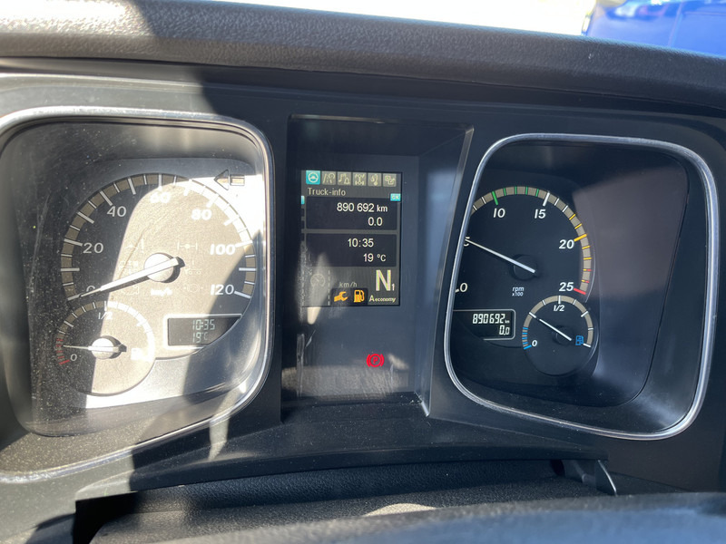 Mercedes-Benz Actros 1842 Streamspace / 890 dkm / 2 Tanks / NL Truck - יחידת טרקטור: תמונה 4 Mercedes-Benz Actros 1842 Streamspace / 890 dkm / 2 Tanks / NL Truck - יחידת טרקטור: תמונה 4