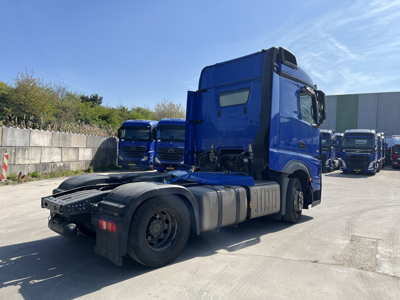 Mercedes-Benz Actros 1842 Streamspace / 897 dkm / 2 Tanks / NL Truck - יחידת טרקטור: תמונה 2 Mercedes-Benz Actros 1842 Streamspace / 897 dkm / 2 Tanks / NL Truck - יחידת טרקטור: תמונה 2
