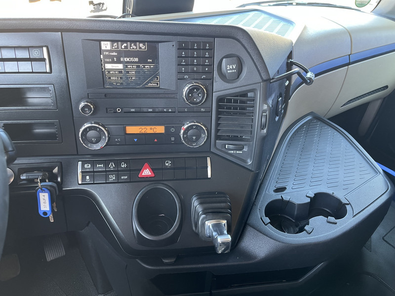 Mercedes-Benz Actros 1842 Streamspace / 937 dkm / 2 Tanks / NL Truck - יחידת טרקטור: תמונה 5 Mercedes-Benz Actros 1842 Streamspace / 937 dkm / 2 Tanks / NL Truck - יחידת טרקטור: תמונה 5